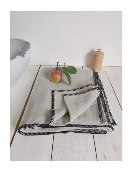 Nappe LURI en lin NATUREL 160x160