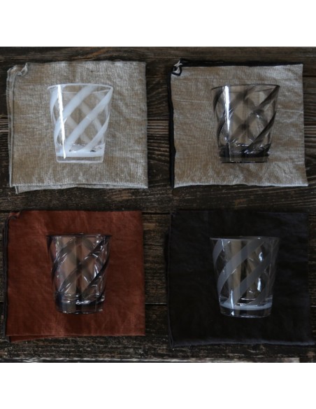 VERRE EN METHACRYLATE SPIRALE NOIR